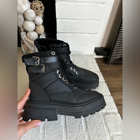ZARA QUILTED NYLON LOW HEEL ANKLE BOOTS Size 7 - Picture 6 of 11